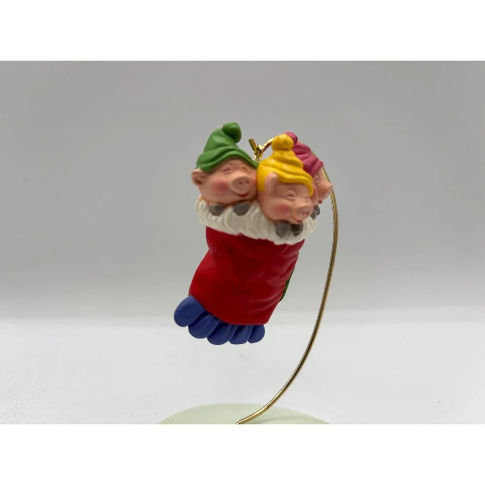 Hallmark Keepsake Ornament Dated 1990 Vintage Three Little Piggies Handcrafted